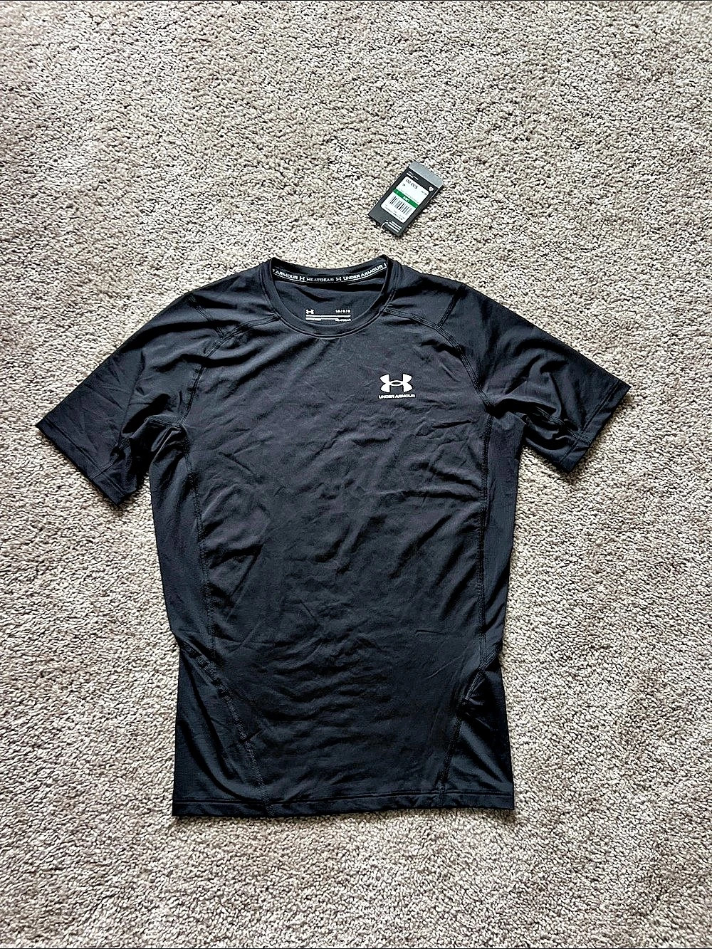 Under Armour HeatGear Short Sleeve Tee mens Size Medium NWT
